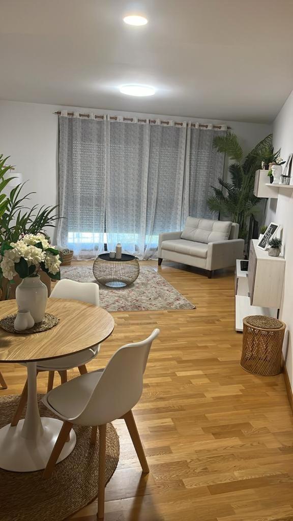 Apartamento Fonderiviere Caldas De Reis Exterior foto